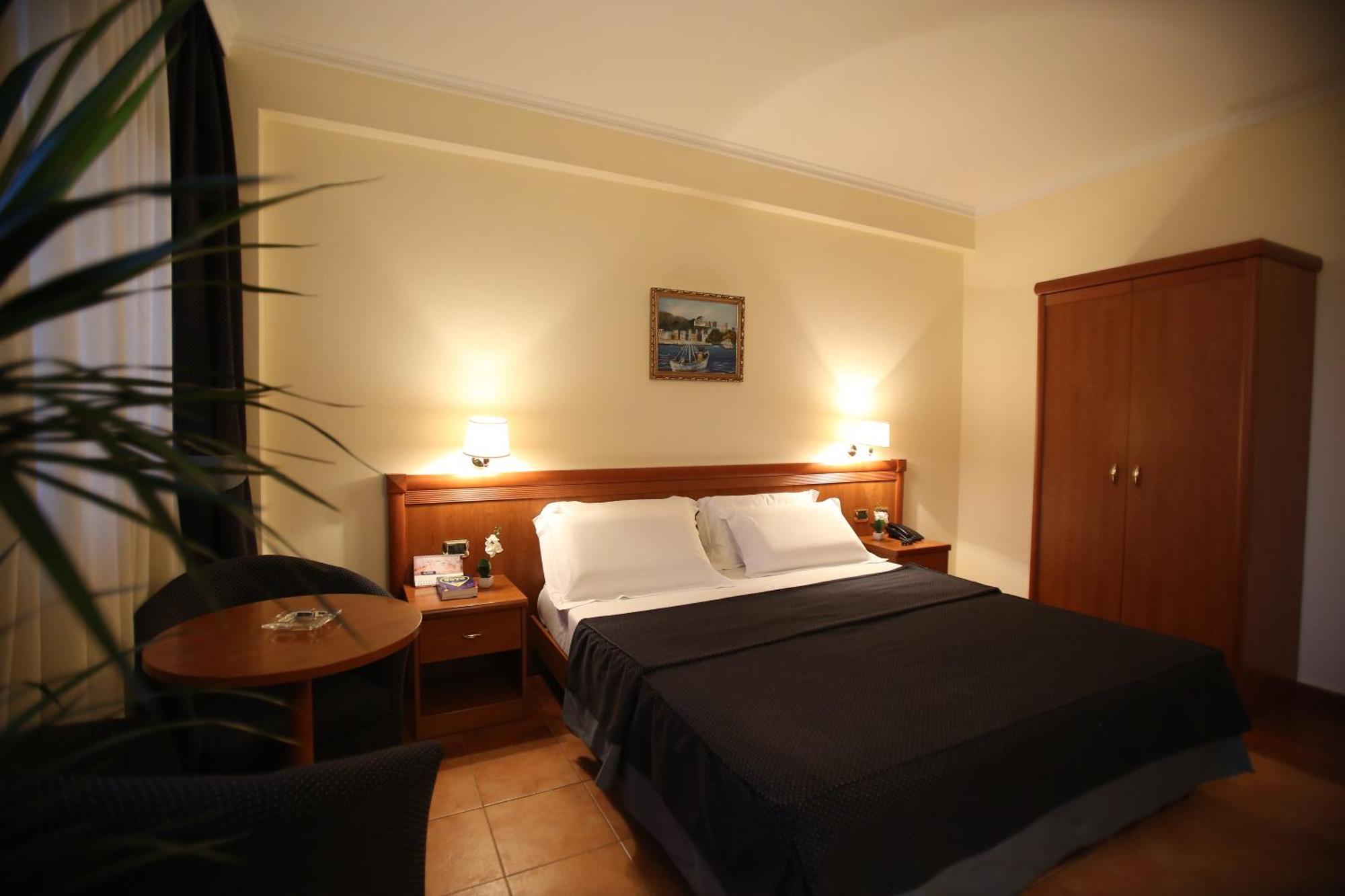 Continental Hotel
