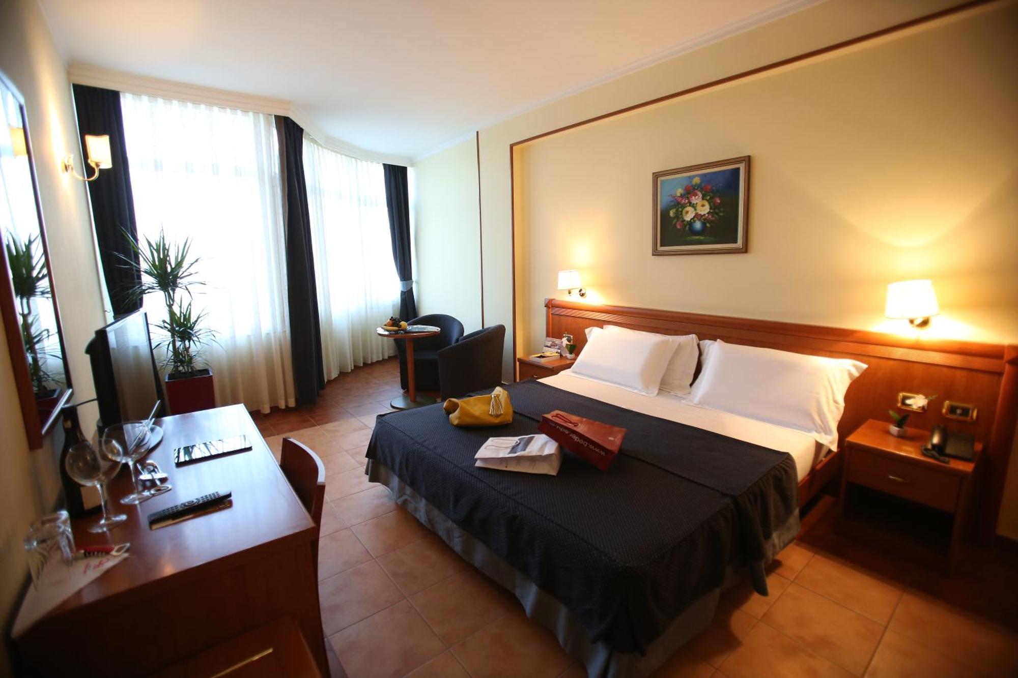 Hotel Continental Vorë