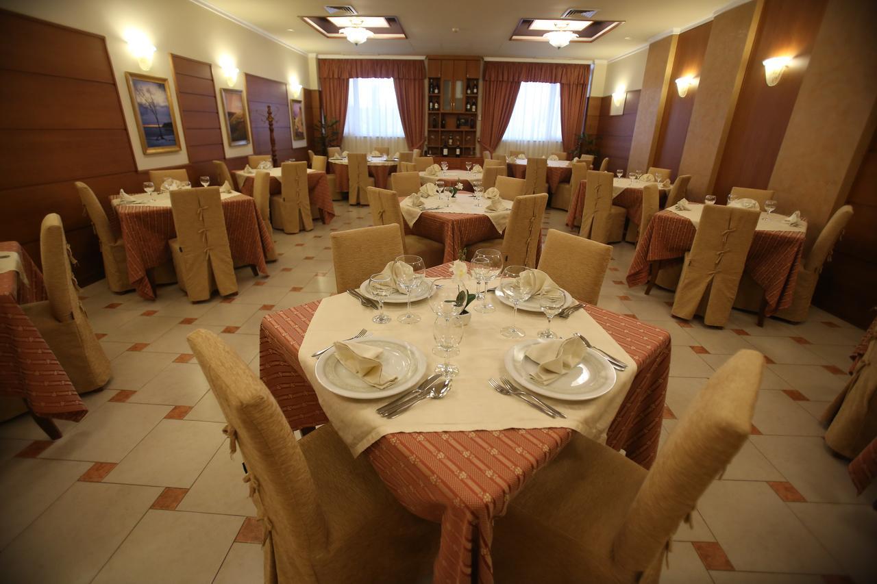 Continental 4*
