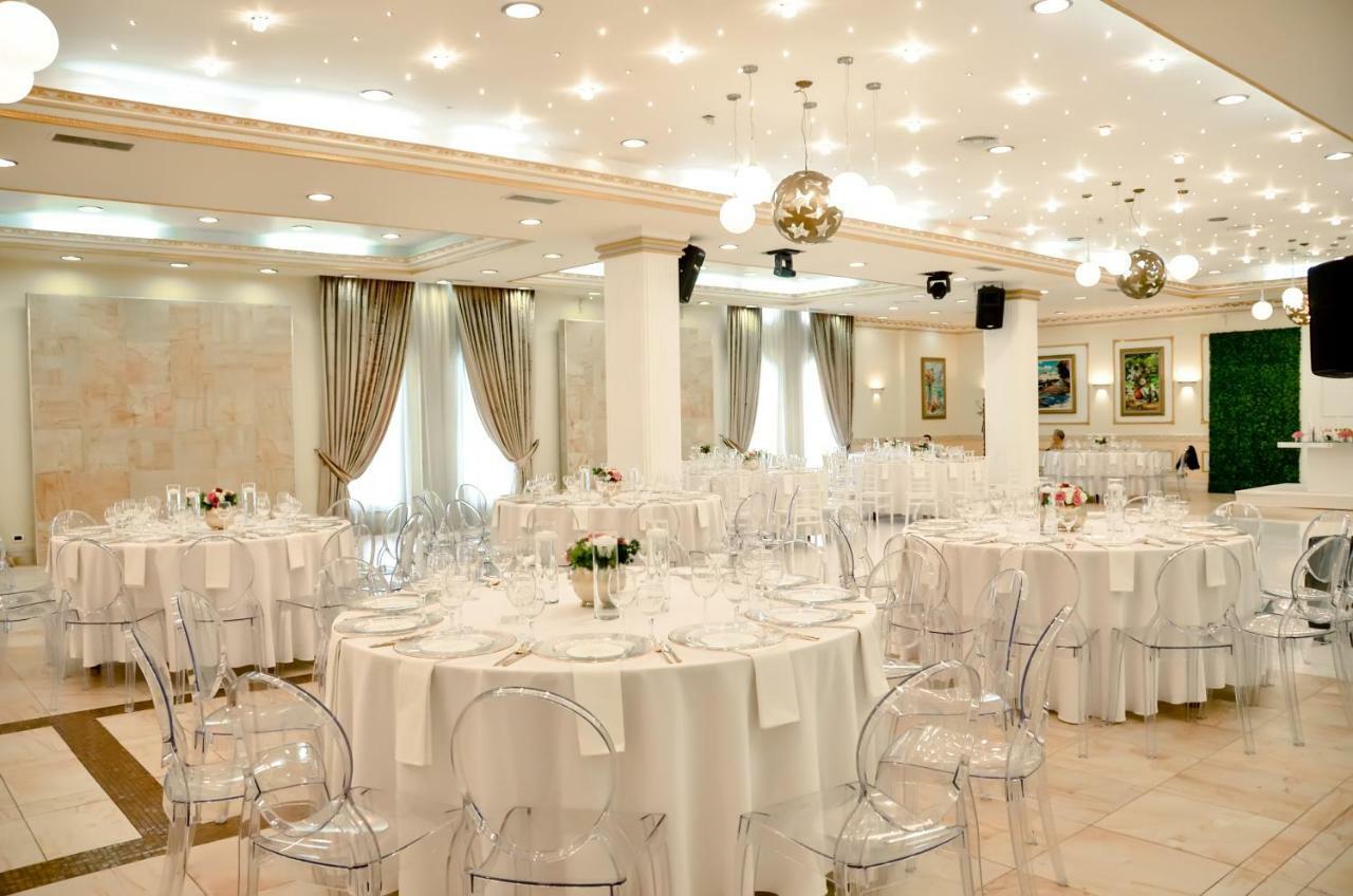 Continental Hotel Vorë