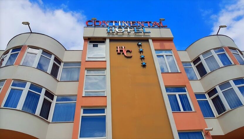 Continental Hotel Vorë