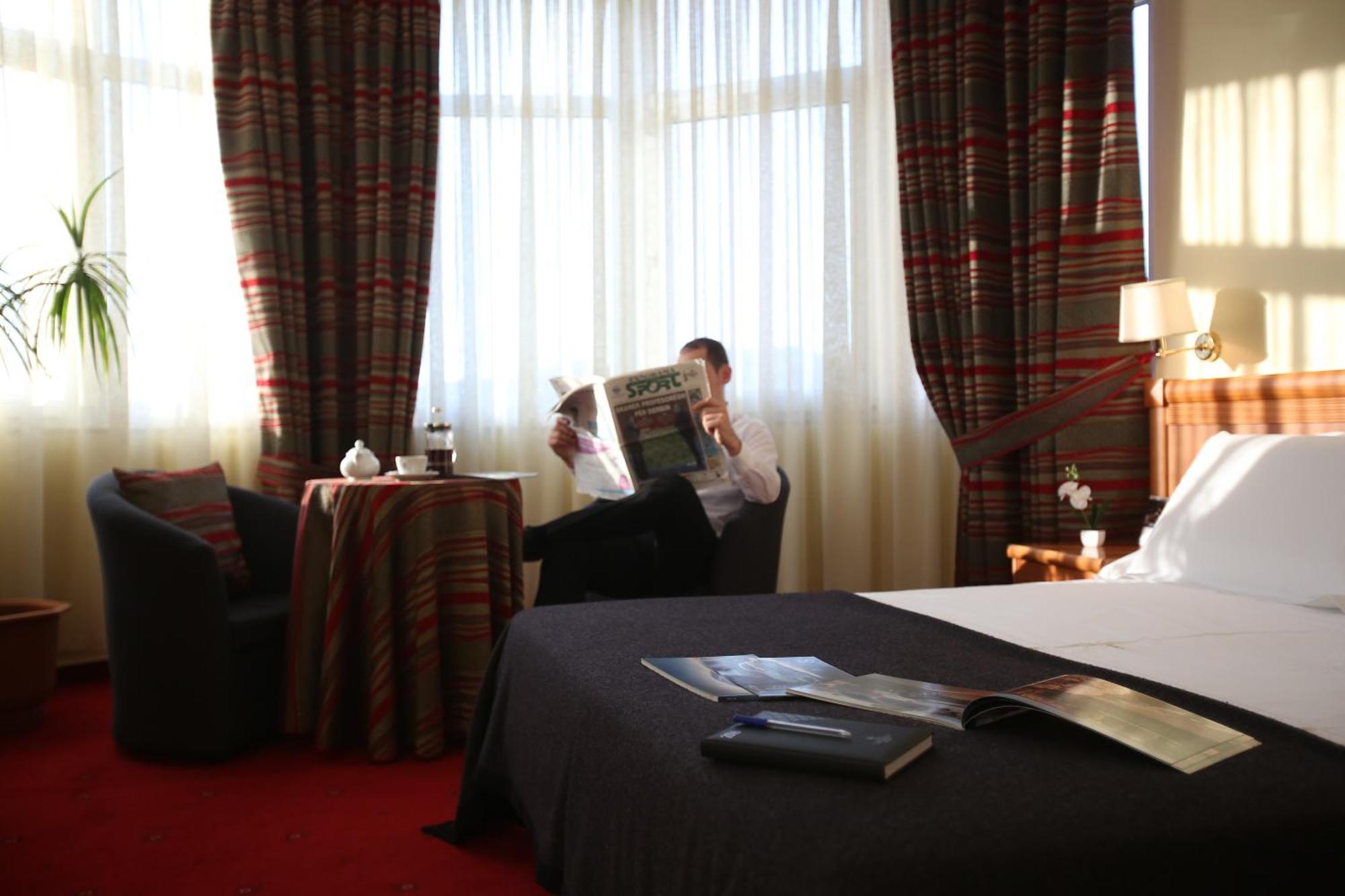 Continental Hotel Vore